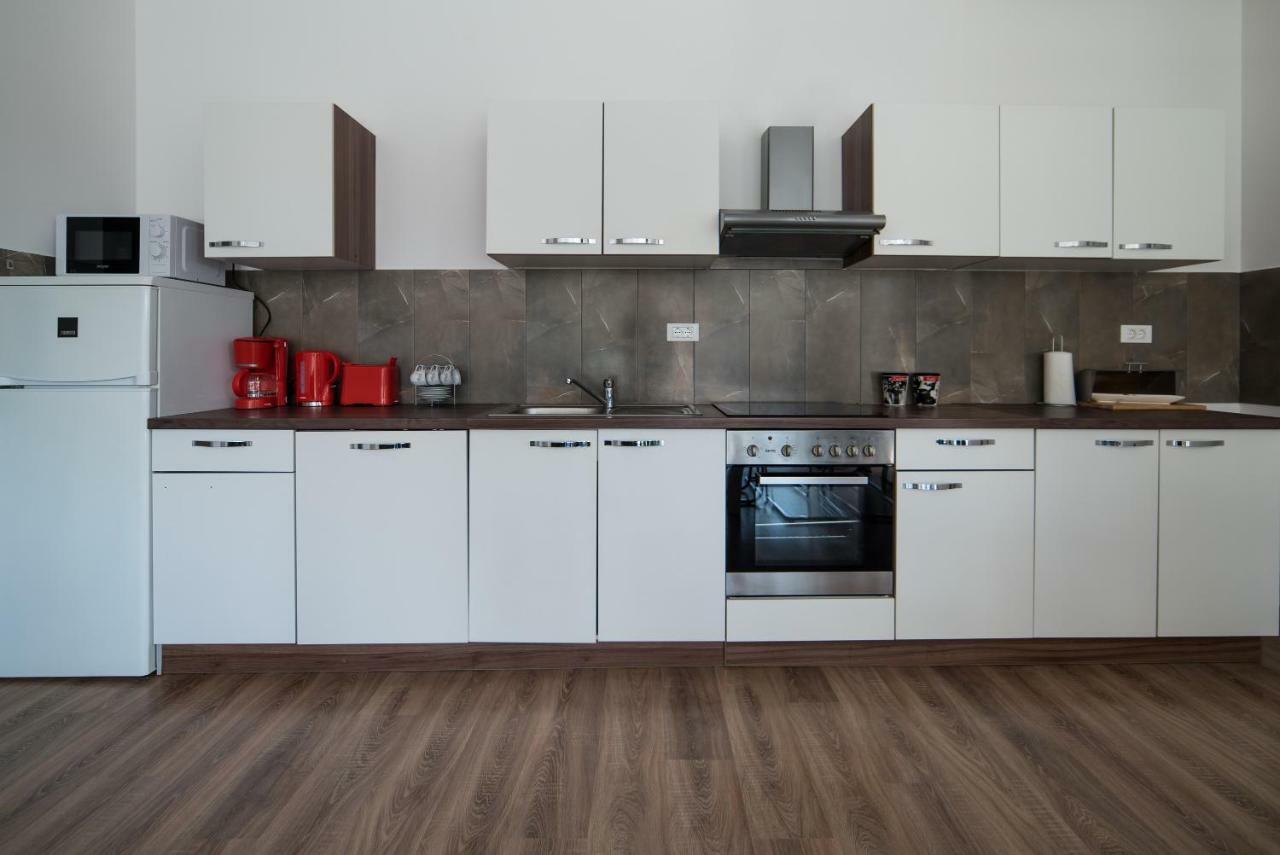 De Luxe Apartment Mediteran 1**** Zaton  Eksteriør billede