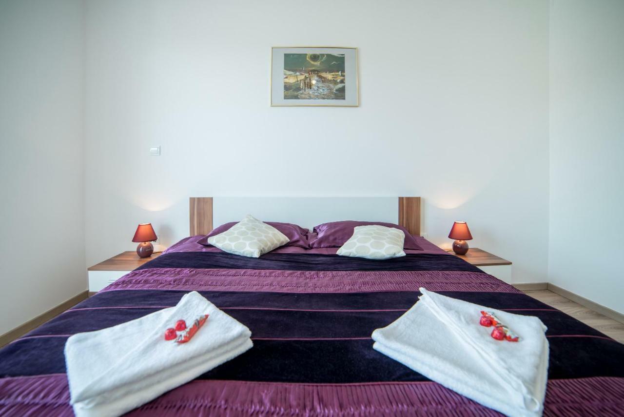 De Luxe Apartment Mediteran 1**** Zaton  Eksteriør billede