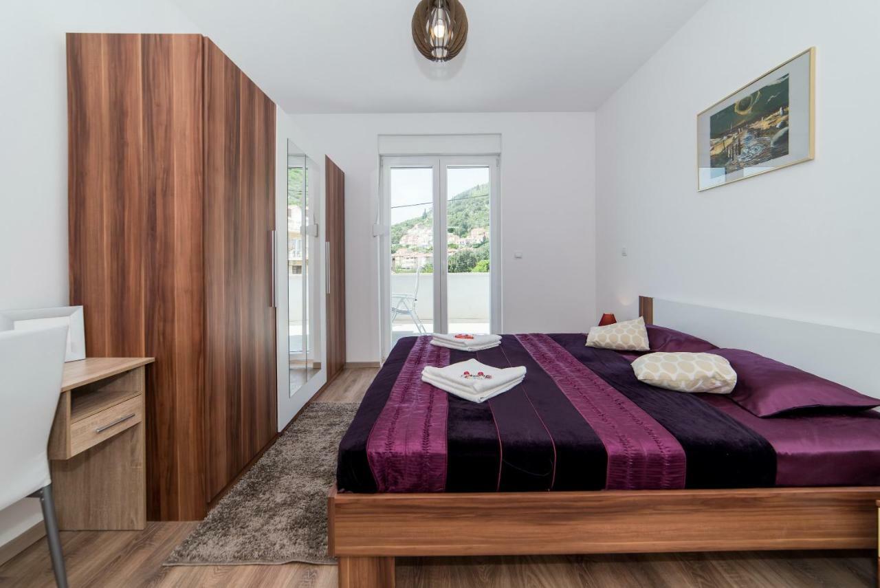 De Luxe Apartment Mediteran 1**** Zaton  Eksteriør billede